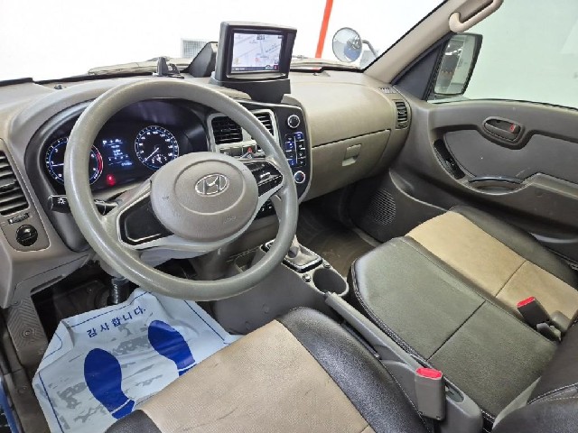 6081502052R6.jpg