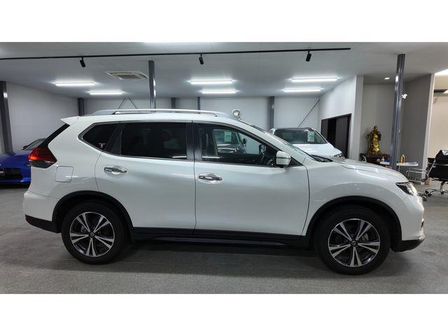 04cab170477974196aee0a901ff83254.jpg