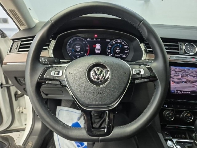 6081001106R9.jpg