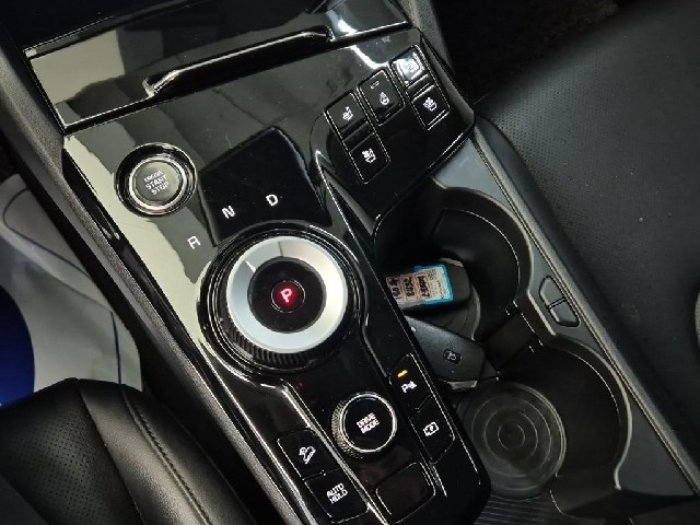 6081001039R8.jpg