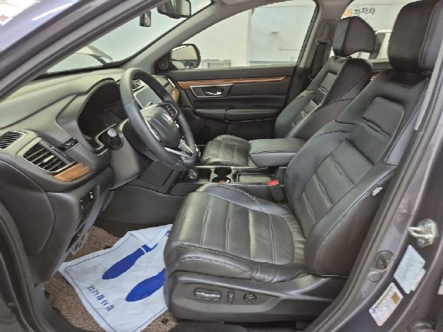 6081500863R11.jpg