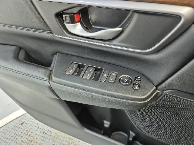 6081500863R19.jpg