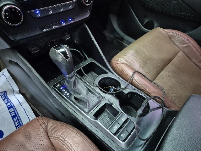6081000934R8.jpg