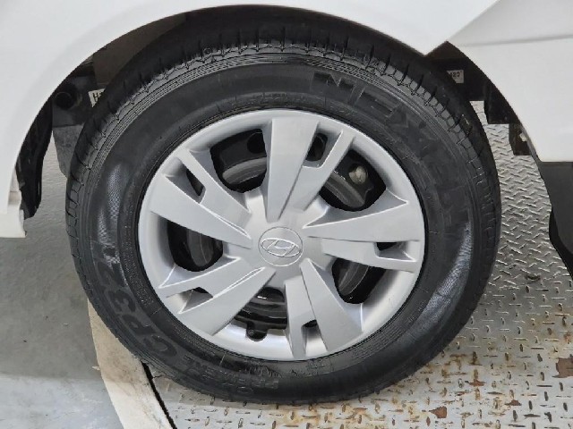 6081502142R18.jpg