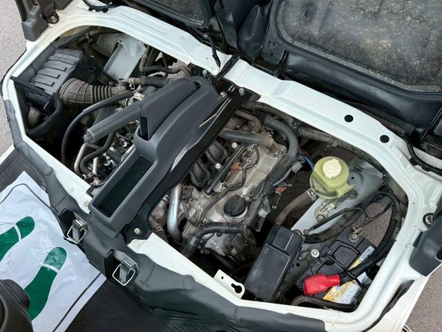 0580637A30251012W00117.jpg
