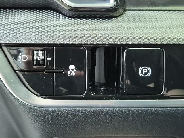 6081500729R18.jpg