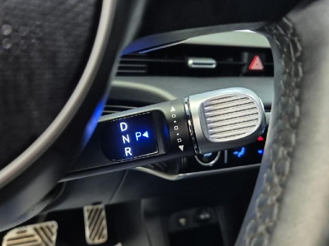 6081501386R8.jpg
