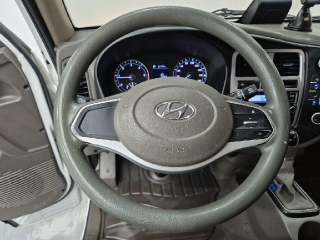 6081002261R8.jpg