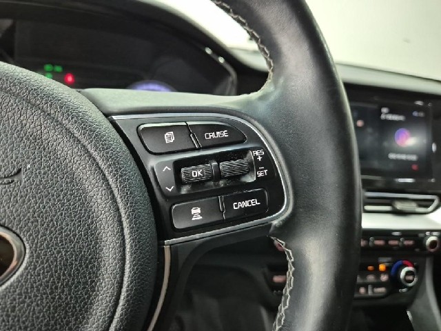 6071000184R15.jpg