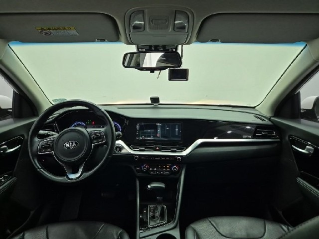 6071000184R7.jpg