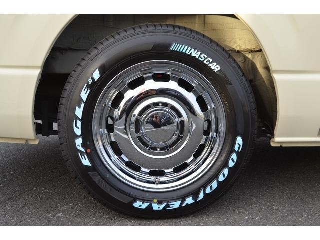 0520057A30261030W00119.jpg
