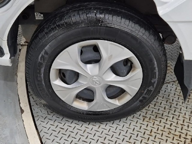 6081001380R18.jpg