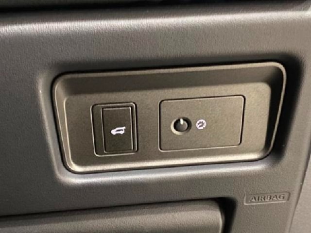 8b1f0aa1aa9ef2ff517fafd26385424a.jpeg