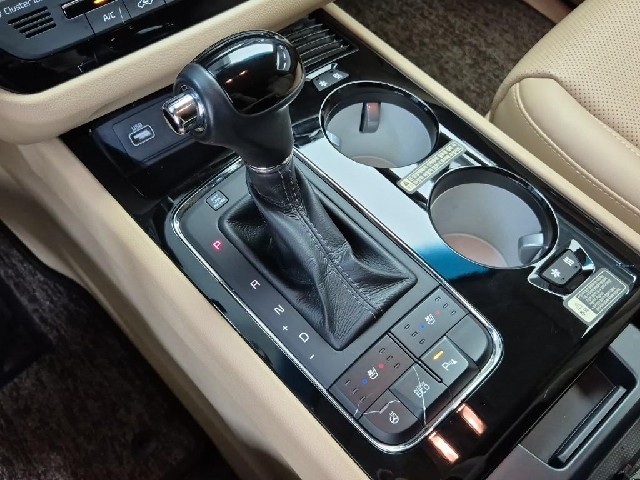6081501488R8.jpg