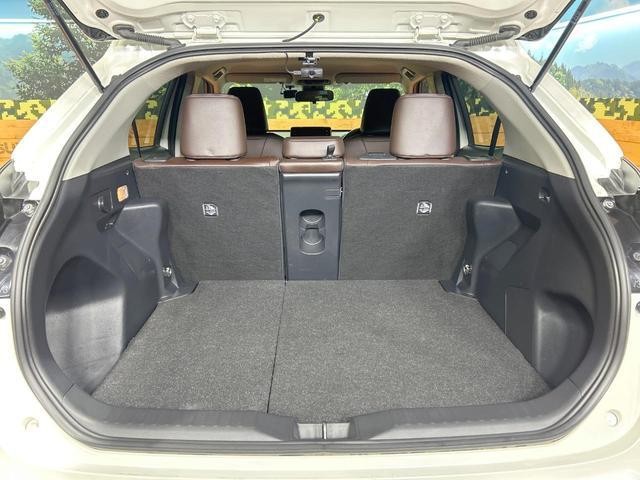 27072647_carP_l_2.jpg