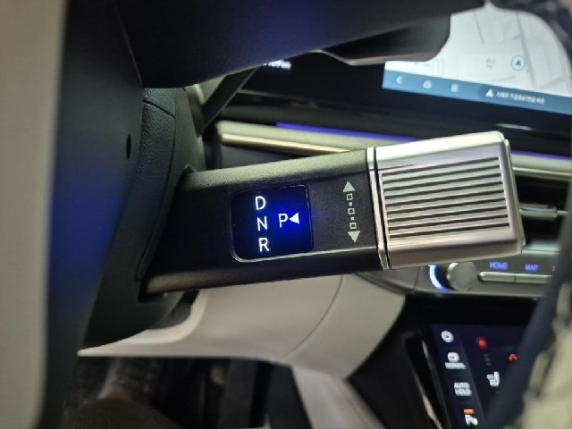 6081501994R8.jpg