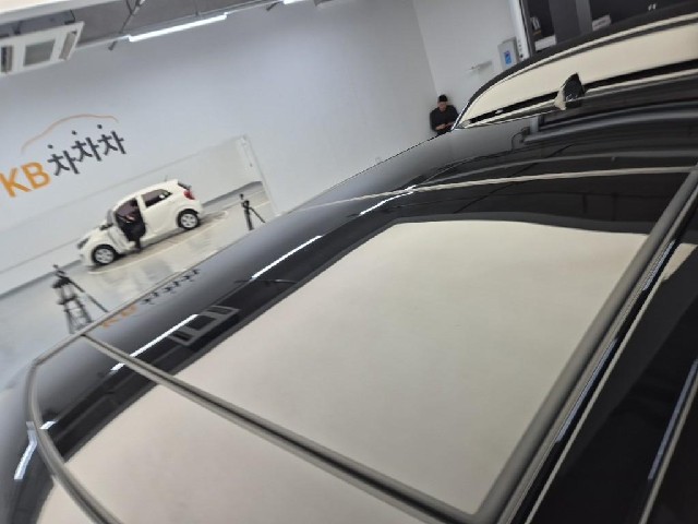 6081501790R13.jpg