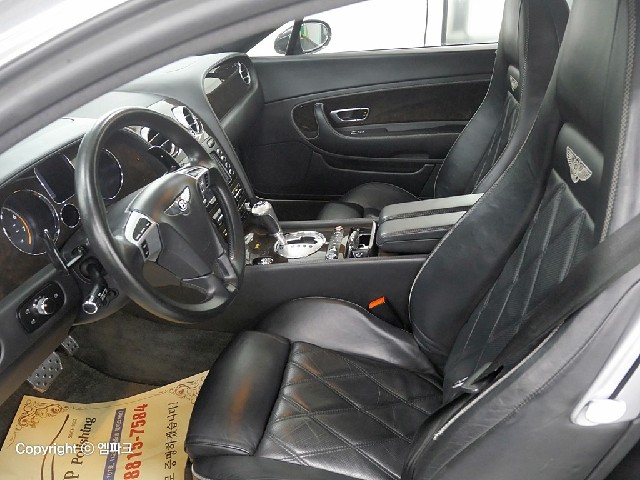 2011501702R10.jpg