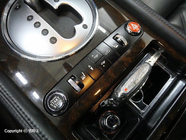 2011501702R15.jpg