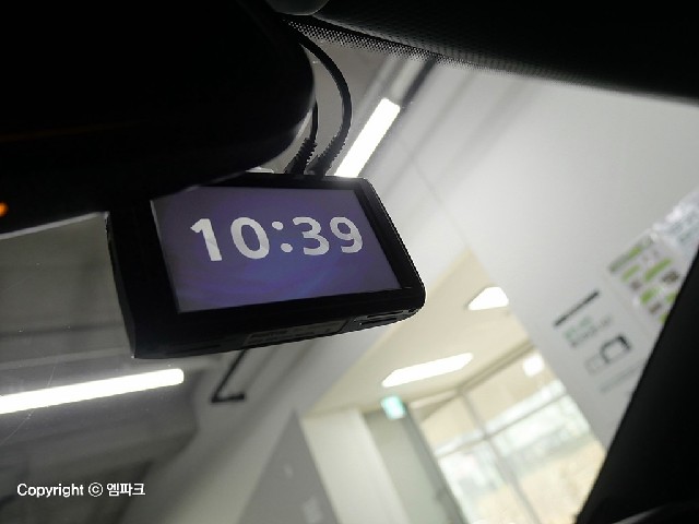 2011501702R16.jpg