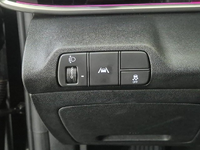 6081501977R17.jpg