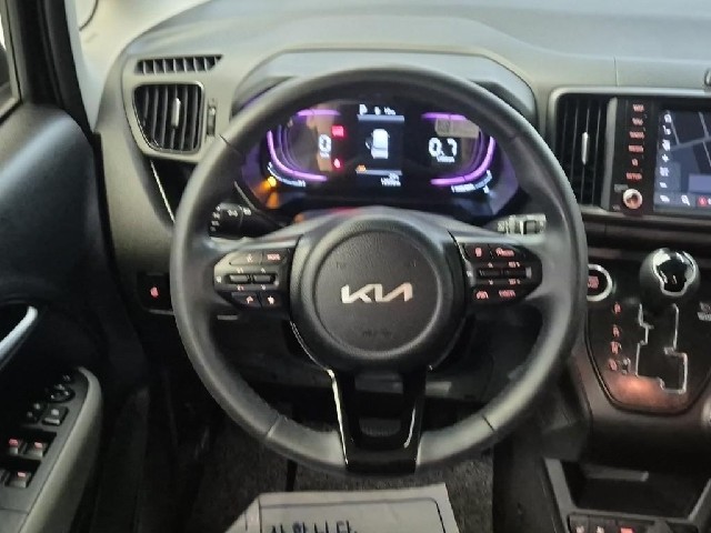 6081501953R9.jpg
