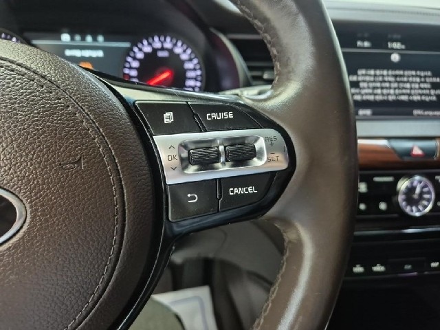 5071500194R15.jpg