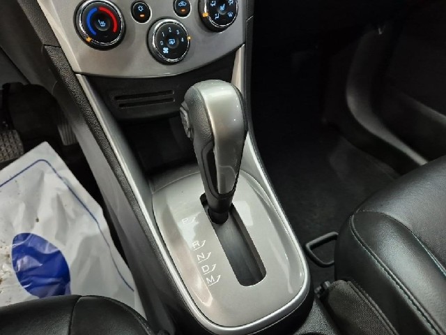 6081001482R8.jpg