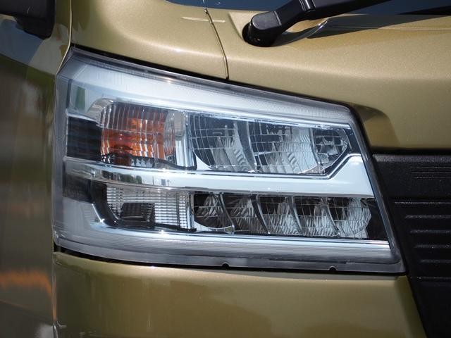 0707620A30260723W00106.jpg