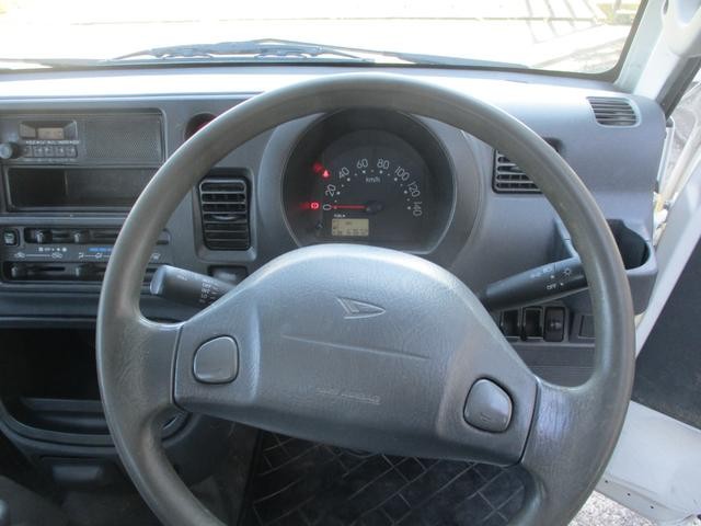 0840079A30261012W00113.jpg
