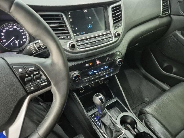 6081001721R10.jpg