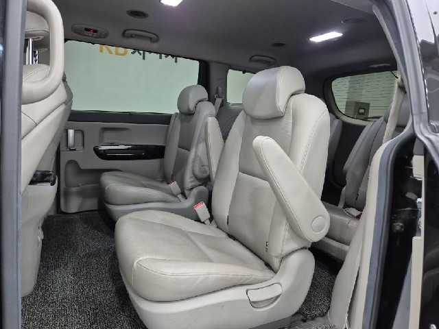 6081001604R12.jpg