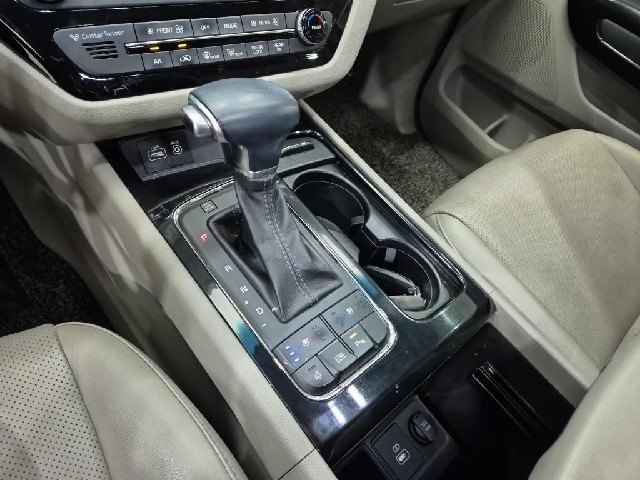 6081001604R8.jpg