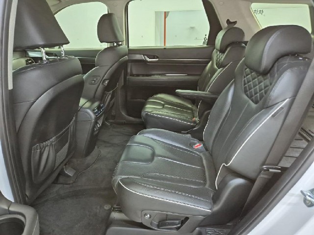 6091500833R12.jpg