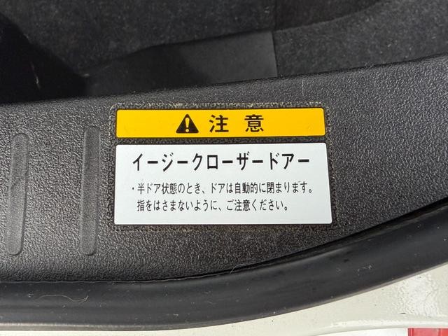 0704304A30261030W00111.jpg