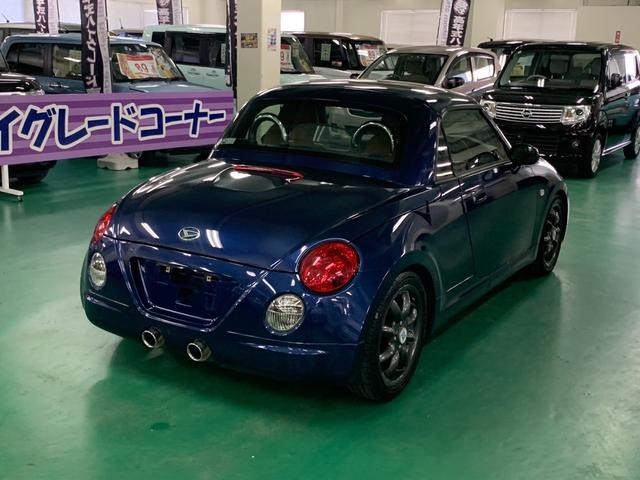 1001849A30261009W01113.jpg