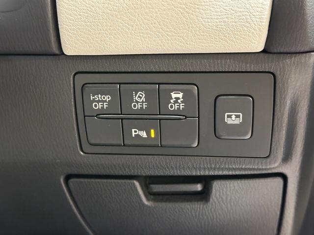 0509824A30261030W00605.jpg