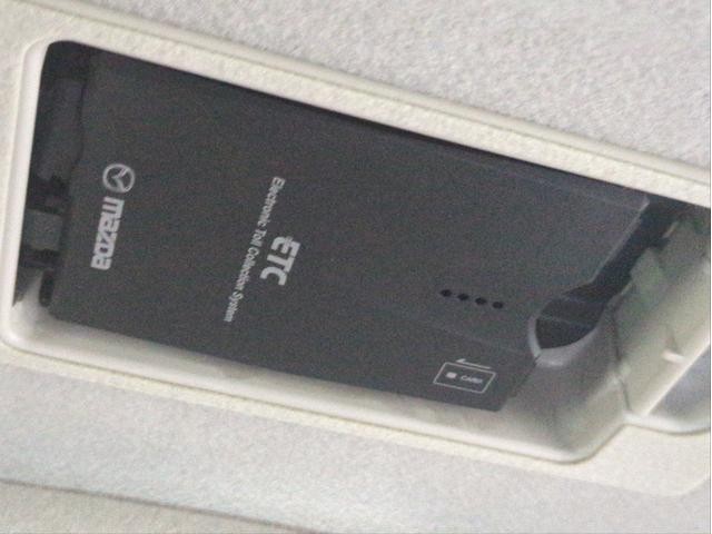 0202228A30261030W00417.jpg