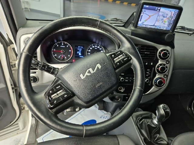 6061002765R8.jpg