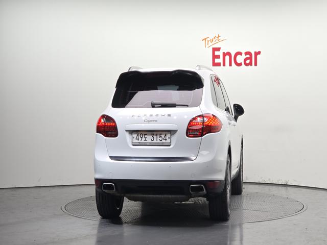ce5a6ab554adc7e0eb389edffe8d0b80.jpeg