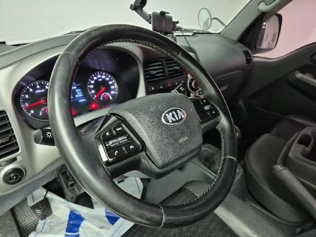 6041000657R8.jpg