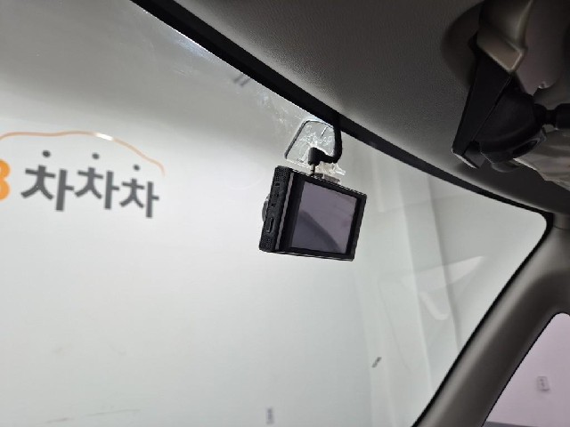 6071001601R12.jpg