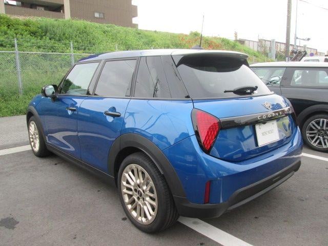 938206b53ff6eb095fef512c2f84e04e.jpg
