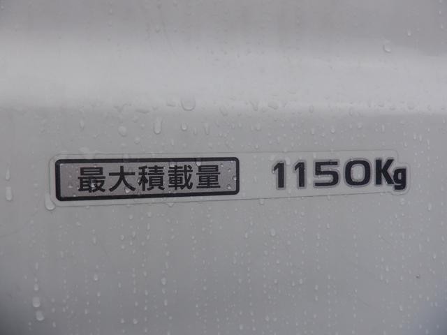 0709200A30261030W00117.jpg