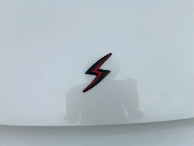 0204007A30261025W02016.jpg