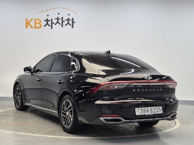 6091000218R2.jpg