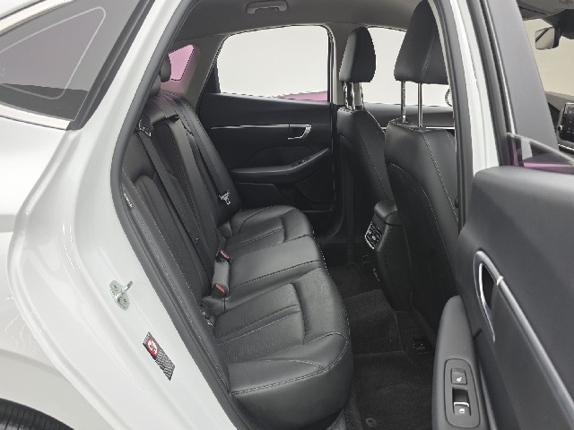 f25074228fd5ba117de99538a799a55a.jpeg