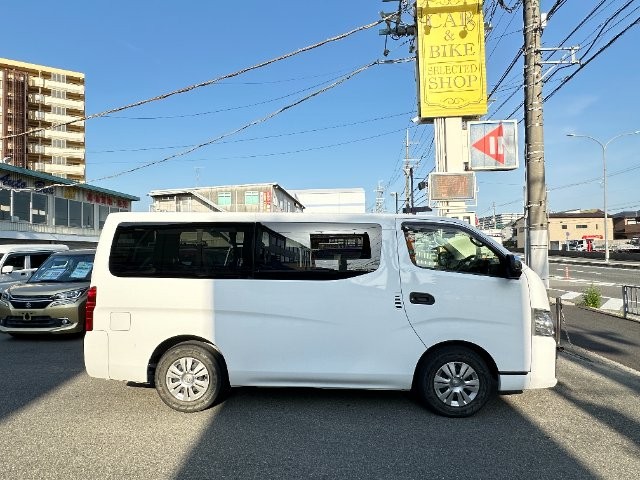 b63e2c2f403a4f71500cc19558ee1726.jpg