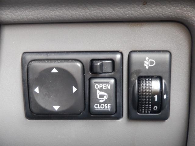 0709200A30261030W00206.jpg
