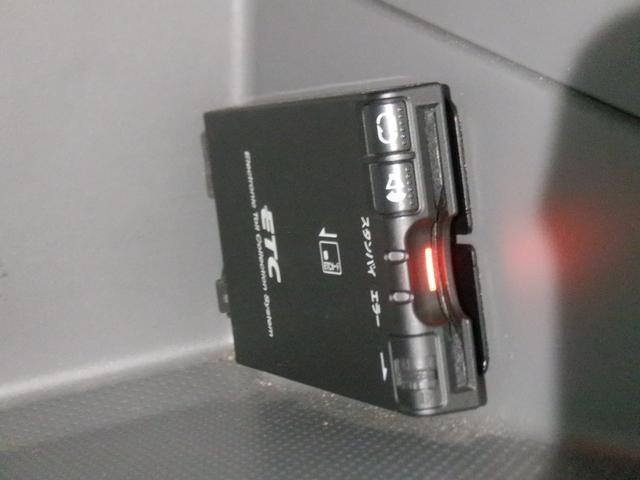0709200A30261029W00304.jpg